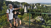 Turisté v HruboskalskuCharousek